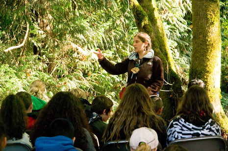 Plants field instructor teaching lesson