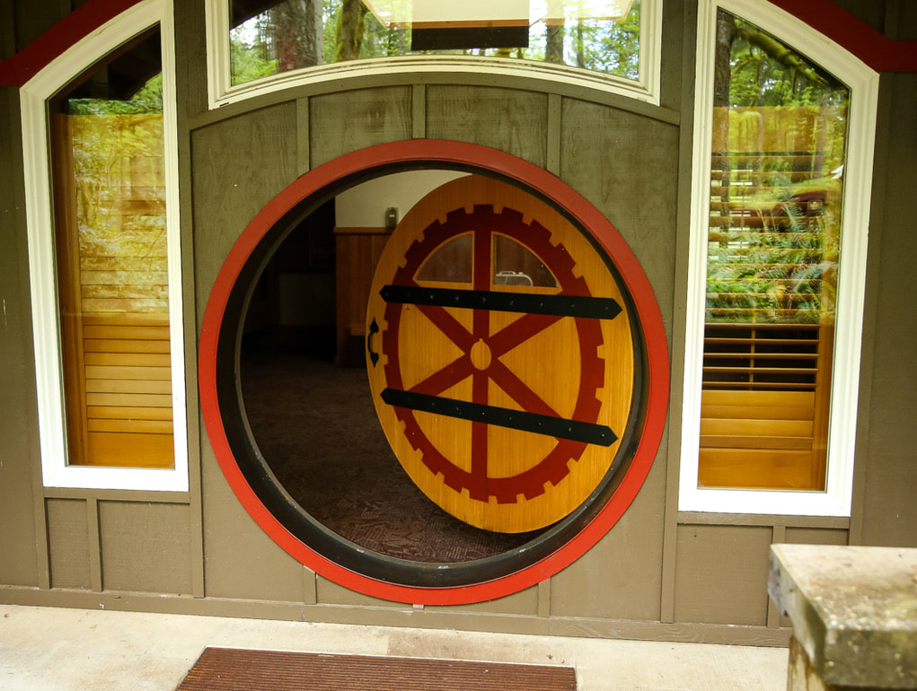round cabin door exterior